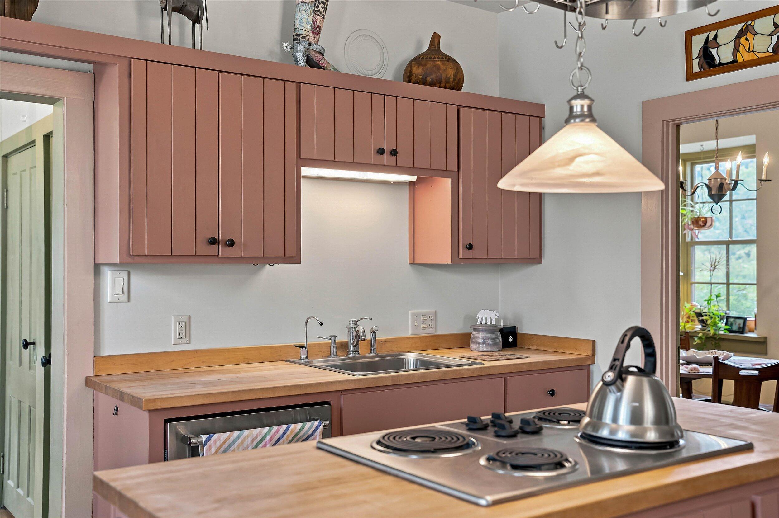N6790 Rangeline Road Sheboygan, WI 53083 - Photo 22 of 84 20-Kitchen