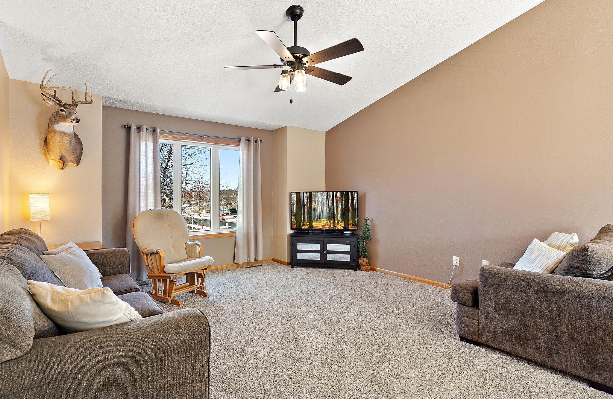 1315 Science Avenue Northwest New Prague, MN 56071 - Photo 3 of 14