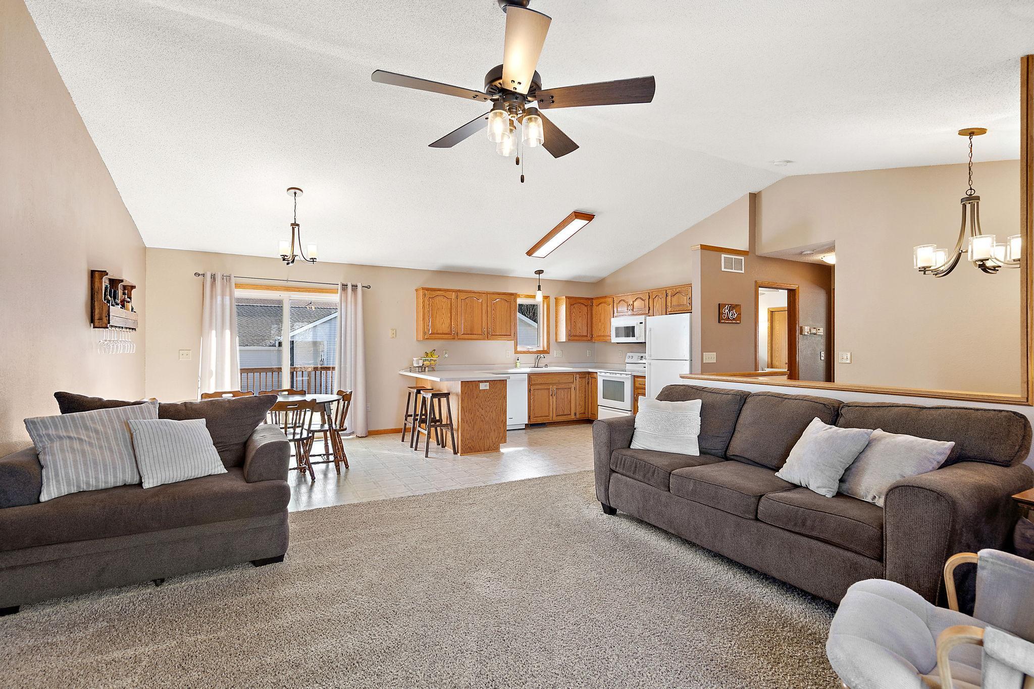 1315 Science Avenue Northwest New Prague, MN 56071 - Photo 6 of 14