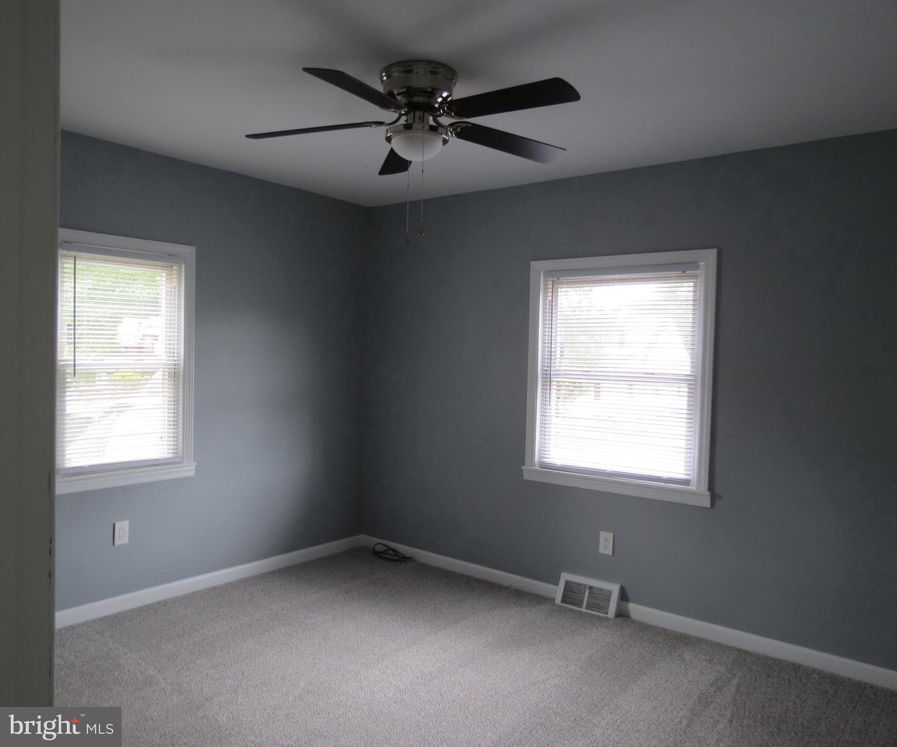 21 Ridge Road Aston, PA 19014 - Photo 7 of 19
