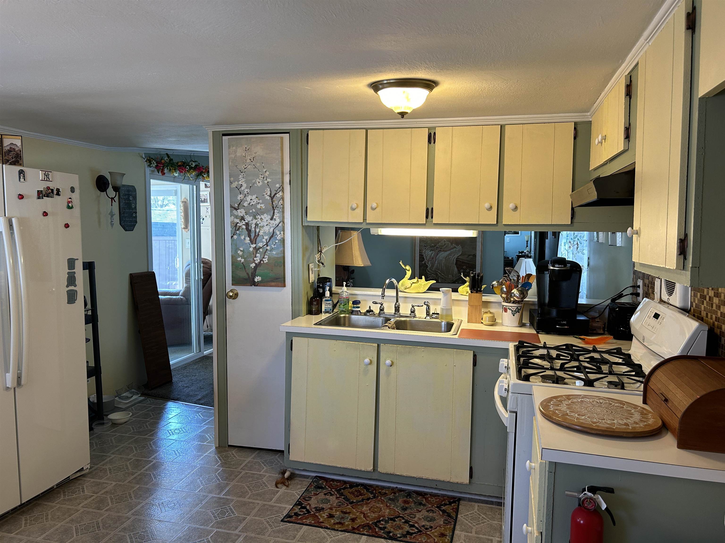 417 Middle Road, Unit 7 Dover, NH 03820 - Photo 5 of 39