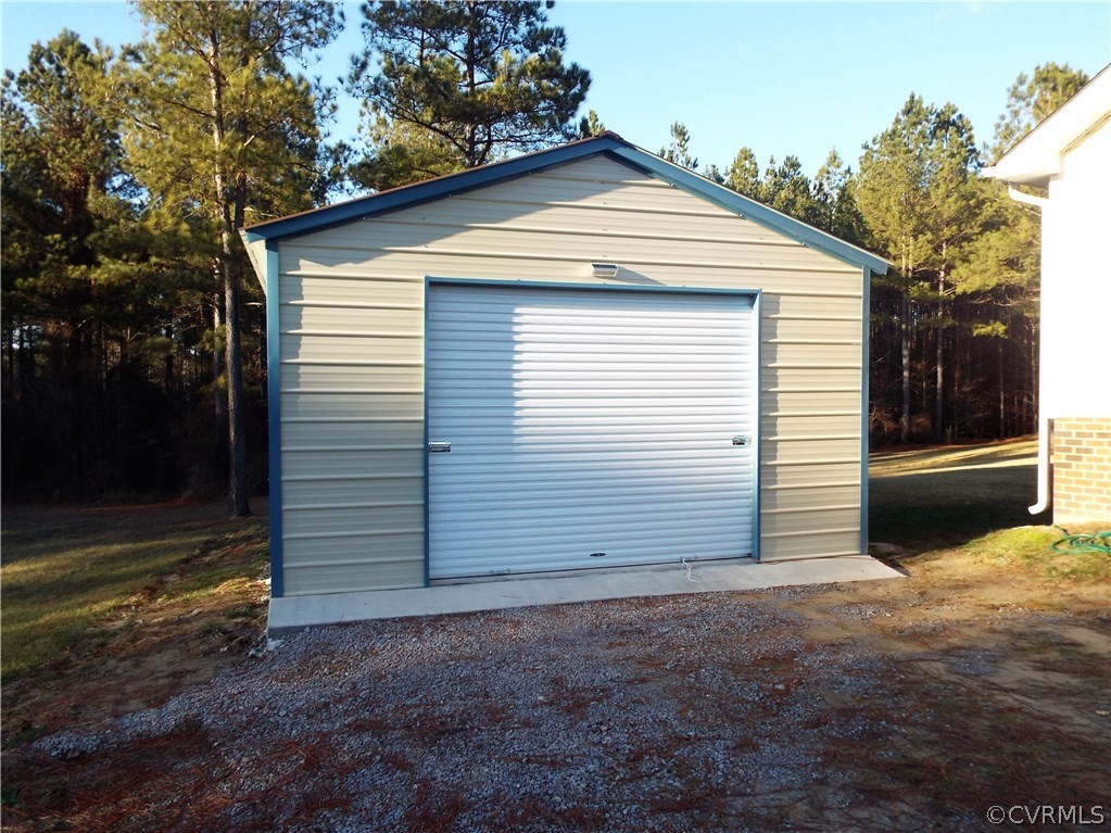 24007 Cabin Point Road Disputanta, VA 23842 - Photo 7 of 34 Gallery Image 7