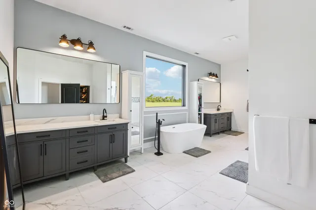 $2,350,000 | 6305 Sunshine Meadows Lane, Brownsburg, IN 46112