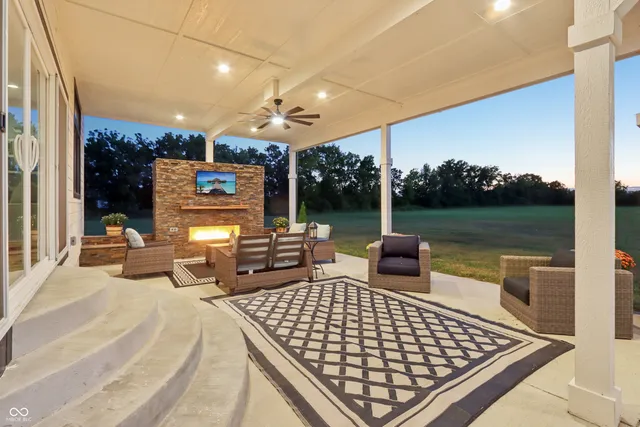 $2,350,000 | 6305 Sunshine Meadows Lane, Brownsburg, IN 46112