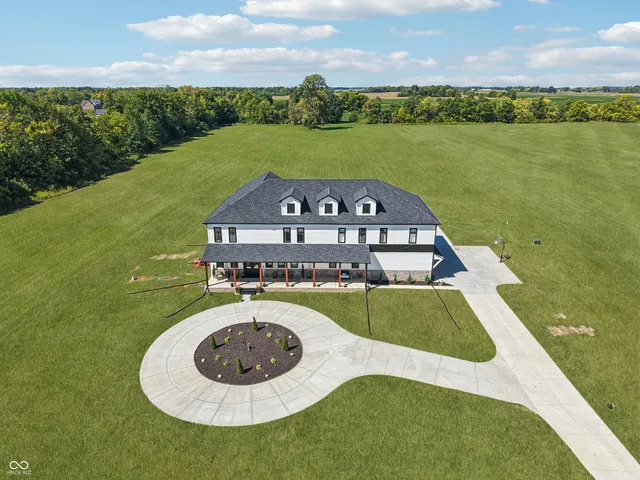 $2,350,000 | 6305 Sunshine Meadows Lane, Brownsburg, IN 46112