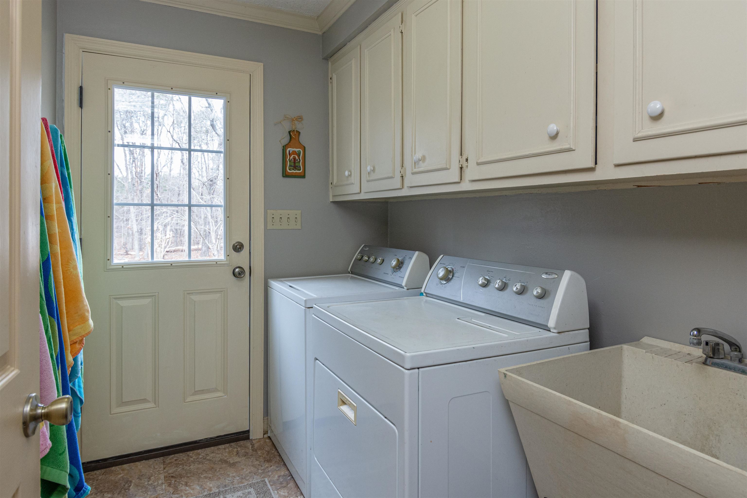 2611 Clark Road Inman, SC 29349 - Photo 29 of 36 Laundry Room