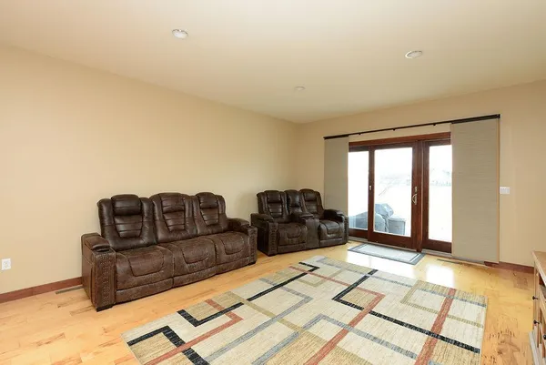 $447,500 | 4615 Beach Lane South, Fargo, ND 58104