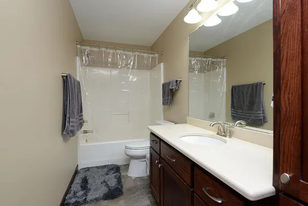 $447,500 | 4615 Beach Lane South, Fargo, ND 58104