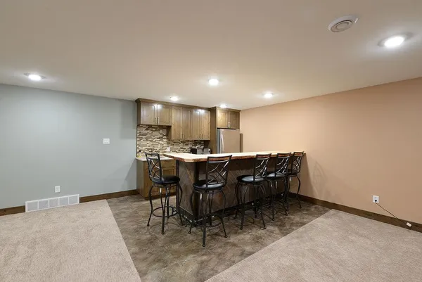 $447,500 | 4615 Beach Lane South, Fargo, ND 58104
