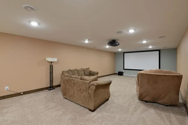 $447,500 | 4615 Beach Lane South, Fargo, ND 58104