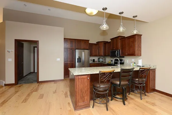 $447,500 | 4615 Beach Lane South, Fargo, ND 58104