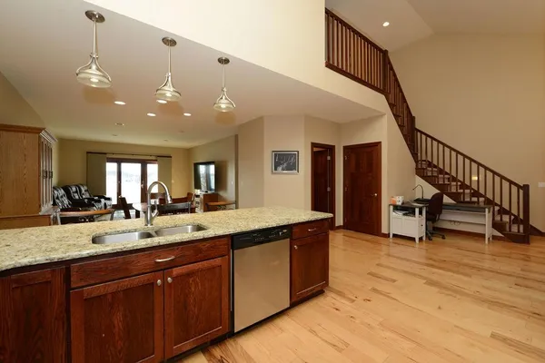 $447,500 | 4615 Beach Lane South, Fargo, ND 58104