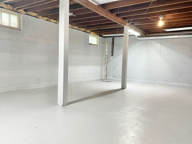 1028 Franklin Grove Road Dixon, IL 61021 - Photo 23 of 48 a view of small space