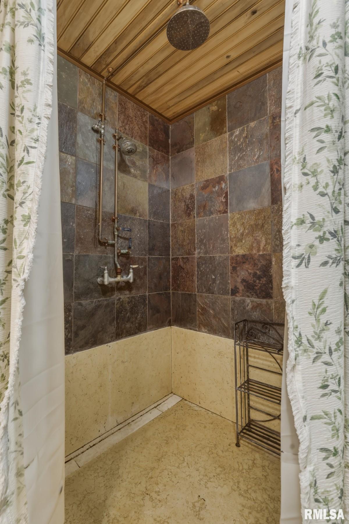15247 Laminack Road Carterville, IL 62918 - Photo 41 of 57