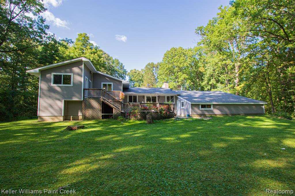 27200 Irwin Road Richmond, MI 48062 - Photo 3 of 38 Gallery Image 3
