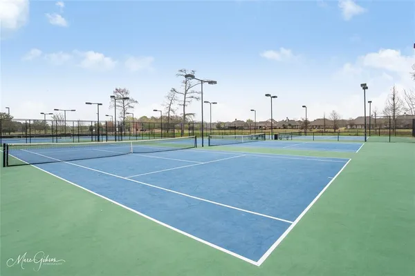 a view of a tennis court