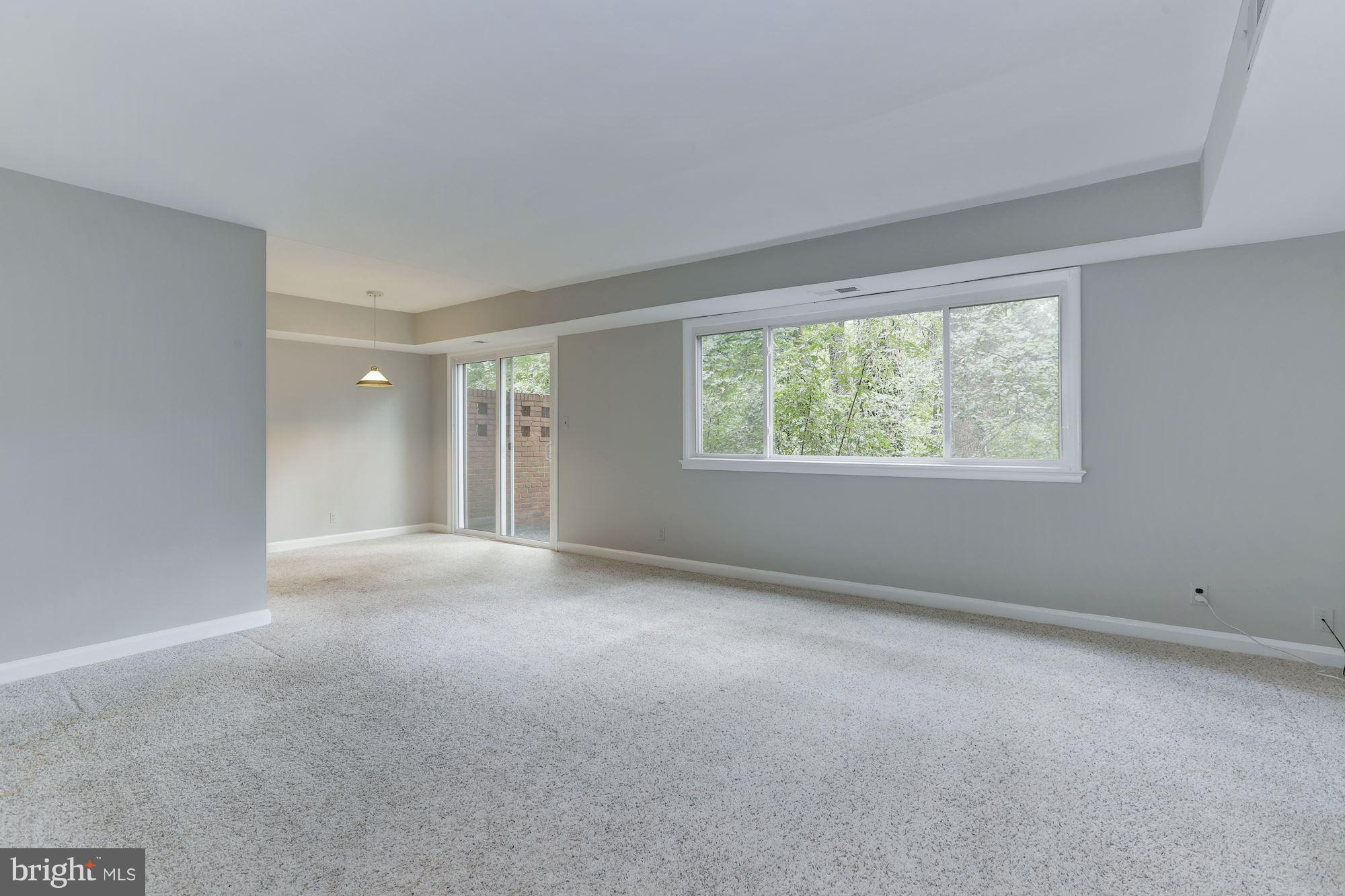8505 Bradford Road, Unit 53 Silver Spring, MD 20901 - Photo 2 of 24 Living Room
