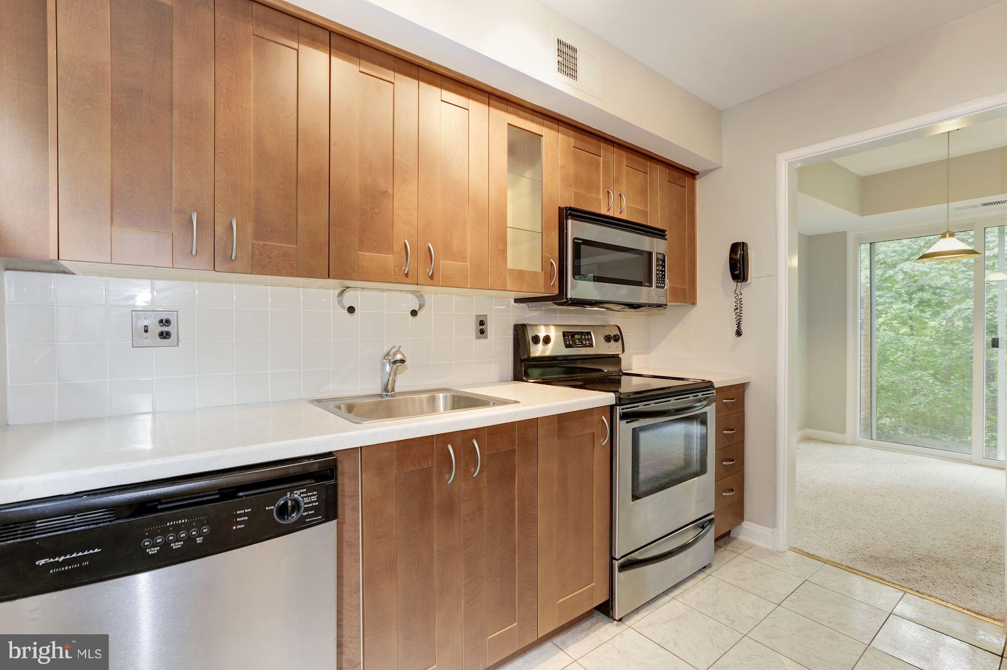 8505 Bradford Road, Unit 53 Silver Spring, MD 20901 - Photo 12 of 24 Kitchen
