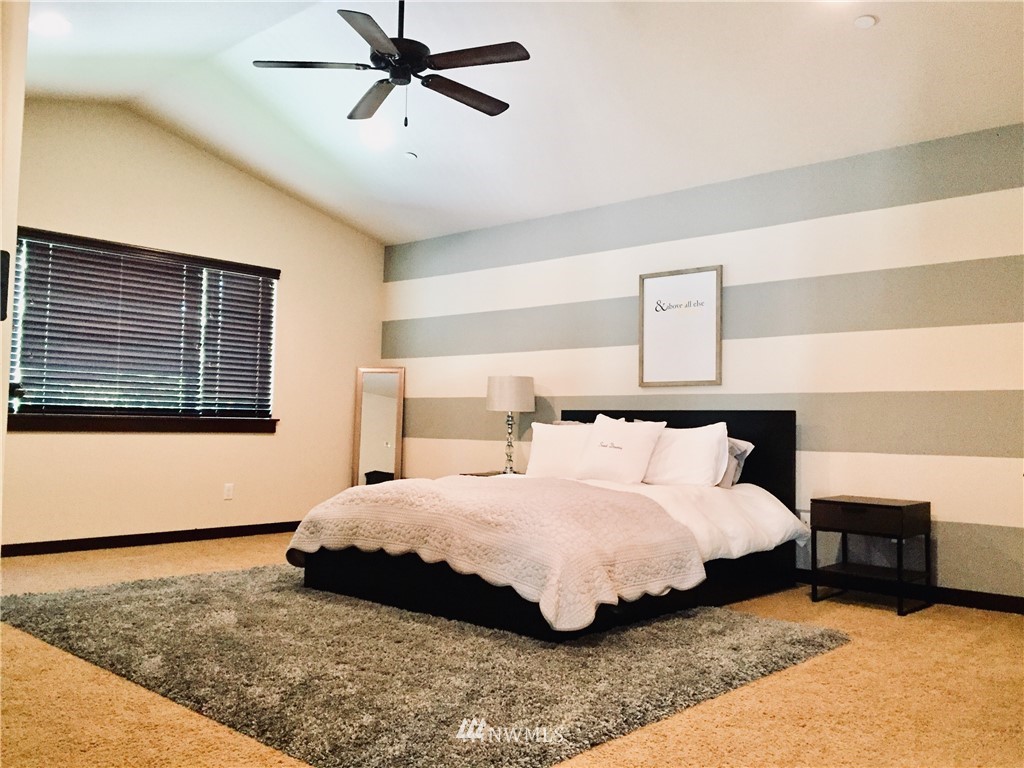 207 235th Place Southeast Bothell, WA 98021 - Photo 12 of 20