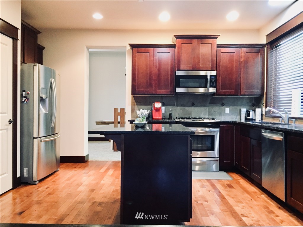 207 235th Place Southeast Bothell, WA 98021 - Photo 6 of 20