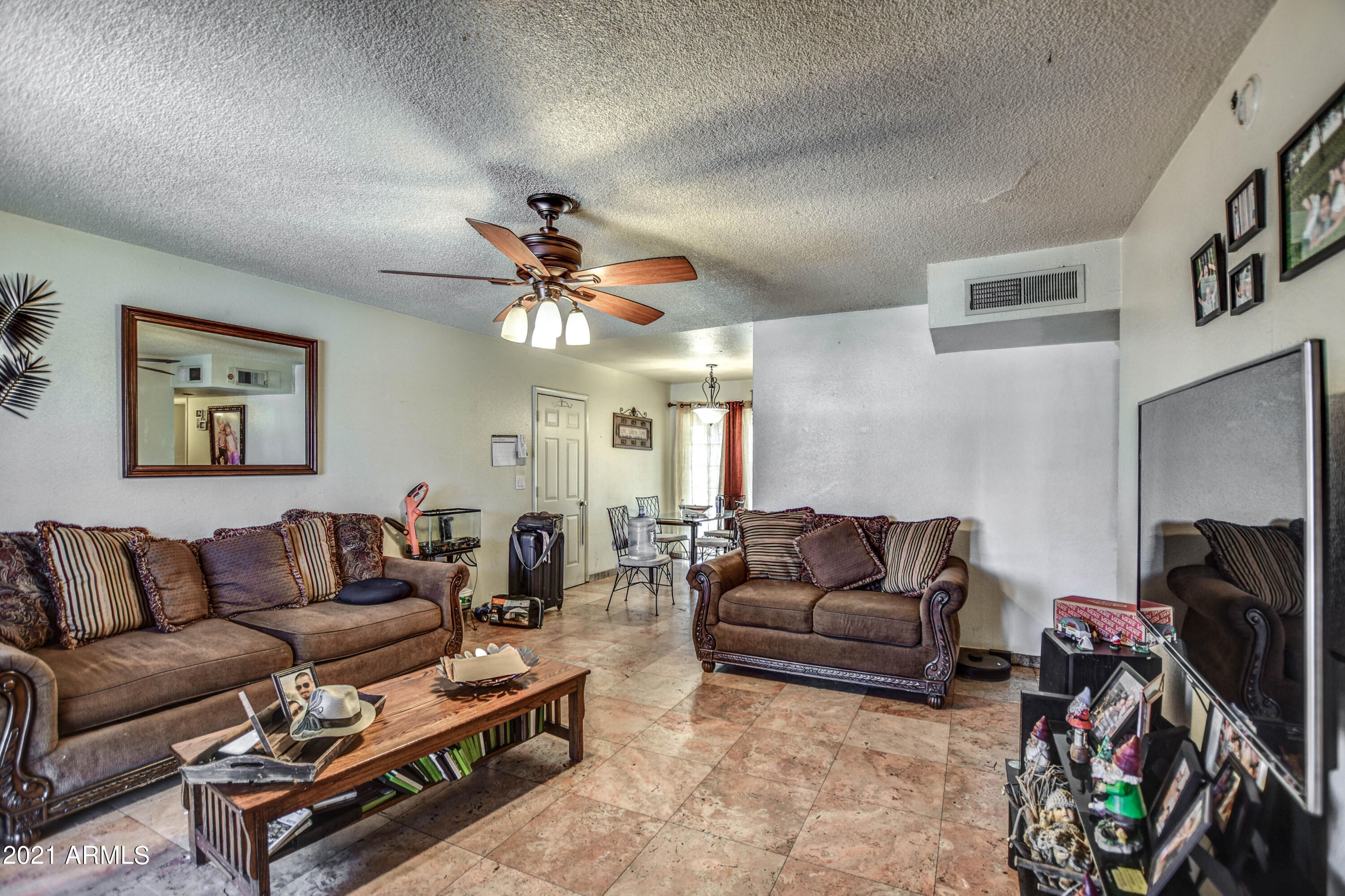 1847 West Carter Road Phoenix, AZ 85041 - Photo 4 of 11 ENTRY 1