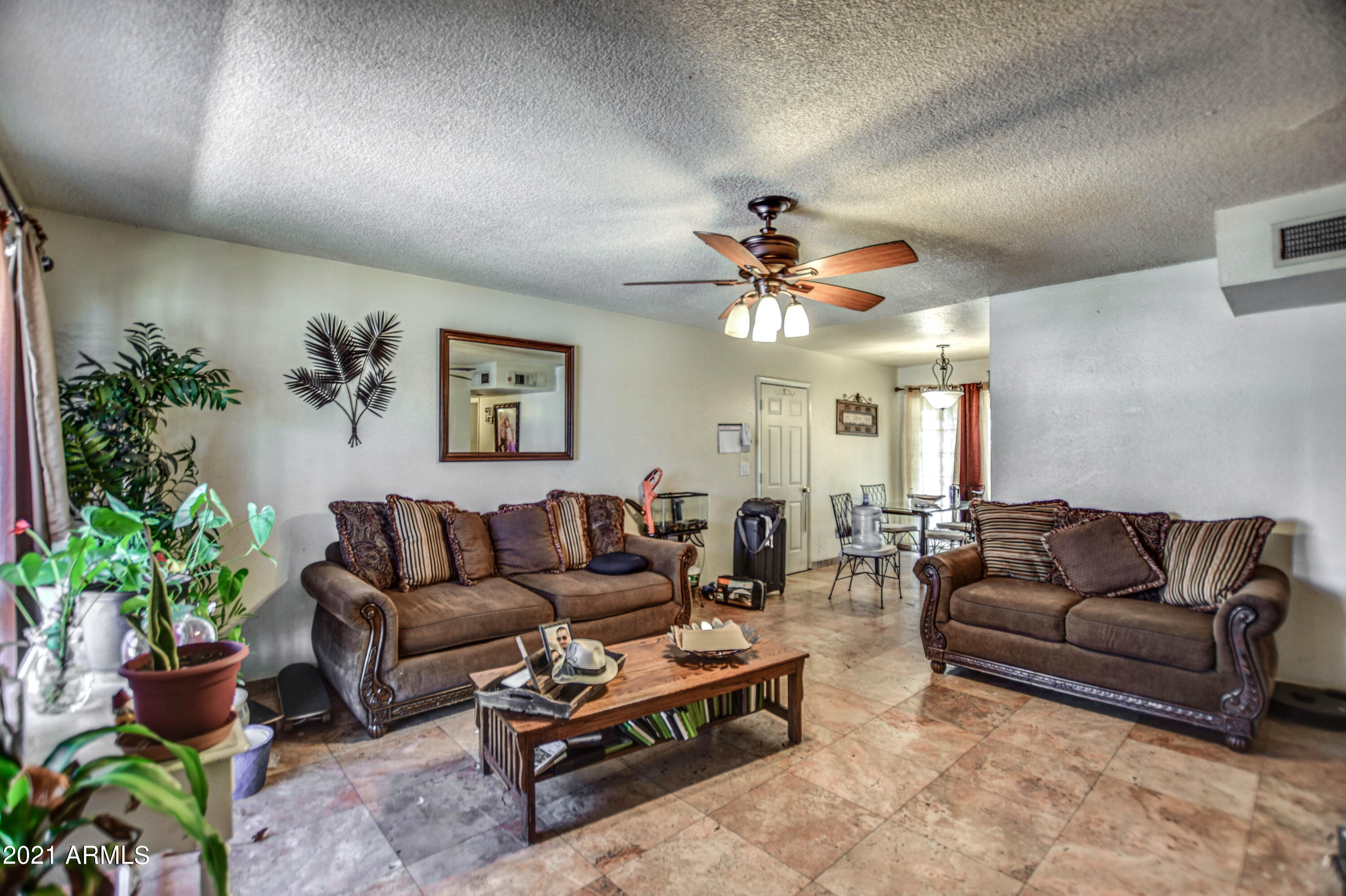 1847 West Carter Road Phoenix, AZ 85041 - Photo 10 of 11 LIVING 1