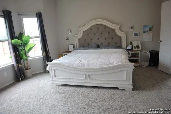 $2,895 | 1724 Stone House, New Braunfels, TX 78132