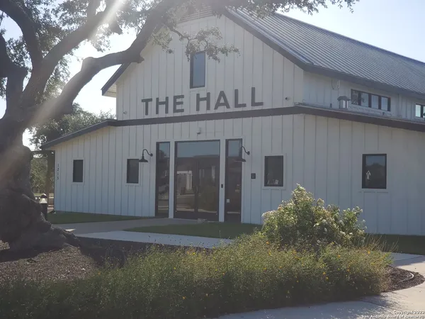 $2,895 | 1724 Stone House, New Braunfels, TX 78132