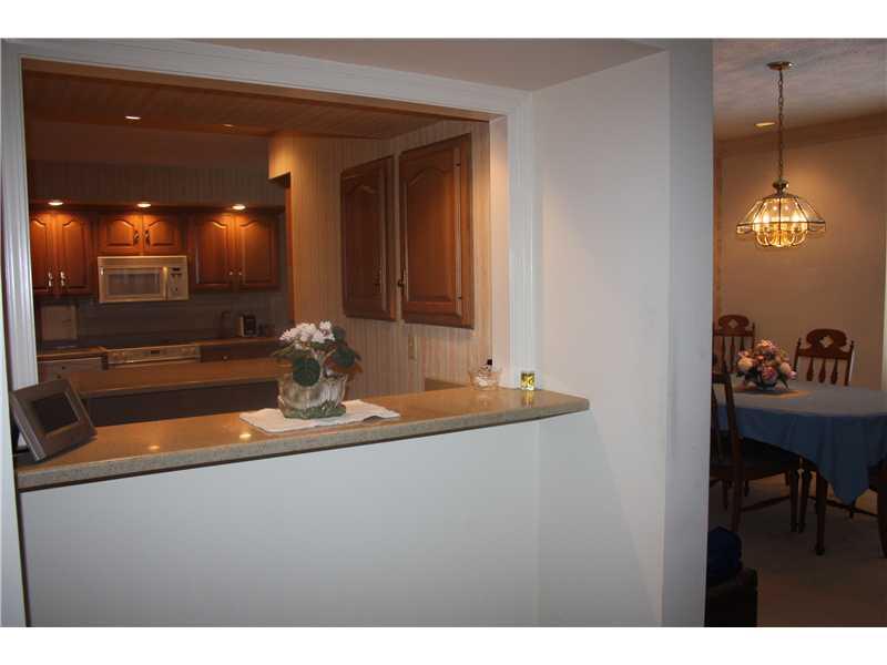 12236 Brompton Road Carmel, IN 46033 - Photo 6 of 20 Gallery Image 6