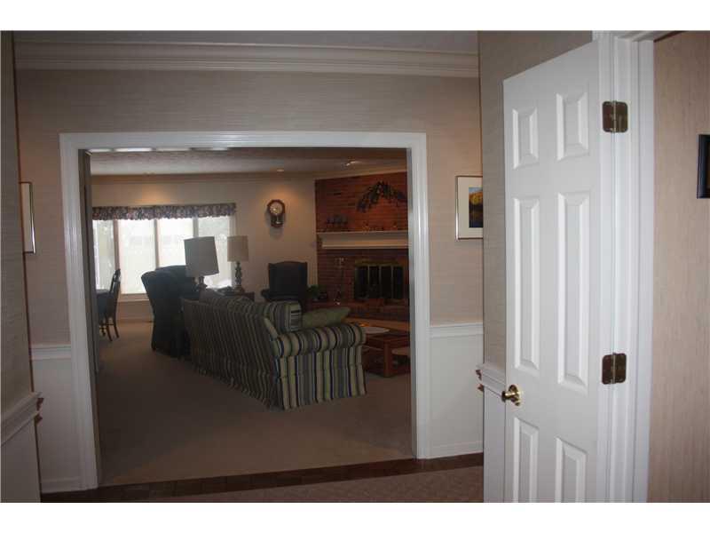 12236 Brompton Road Carmel, IN 46033 - Photo 9 of 20 Gallery Image 9