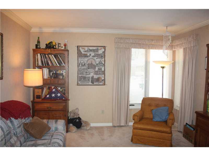 12236 Brompton Road Carmel, IN 46033 - Photo 10 of 20 Gallery Image 10