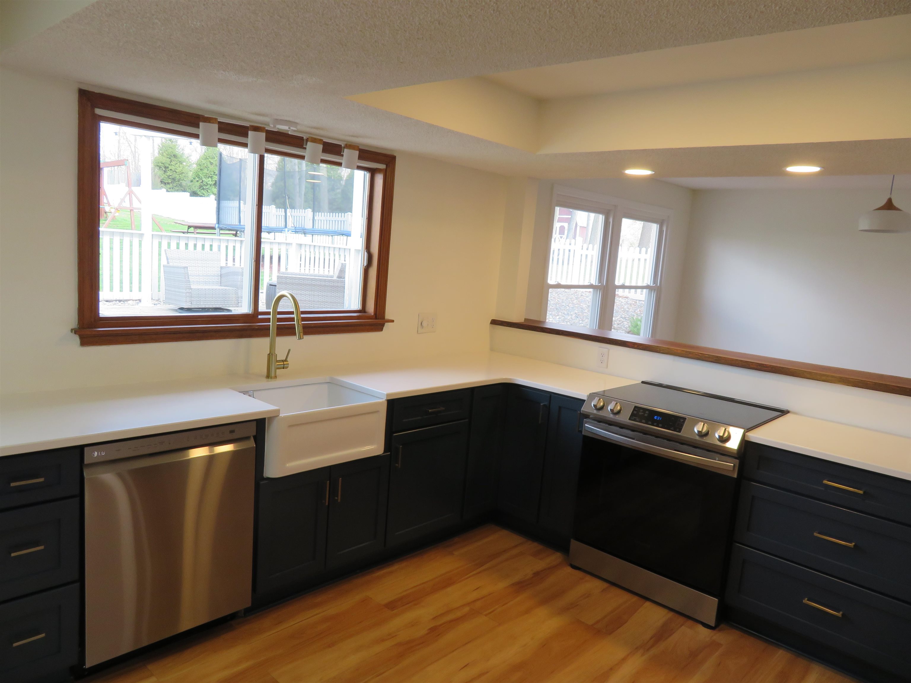 9544 Manor Woods Road Fort Wayne, IN 46804 - Photo 3 of 31 Gallery Image 3