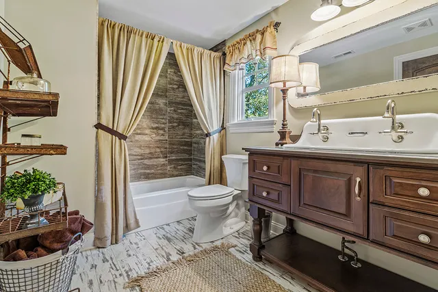 $1,595,000 | 11901 South 92nd Avenue, Palos Park, IL 60464