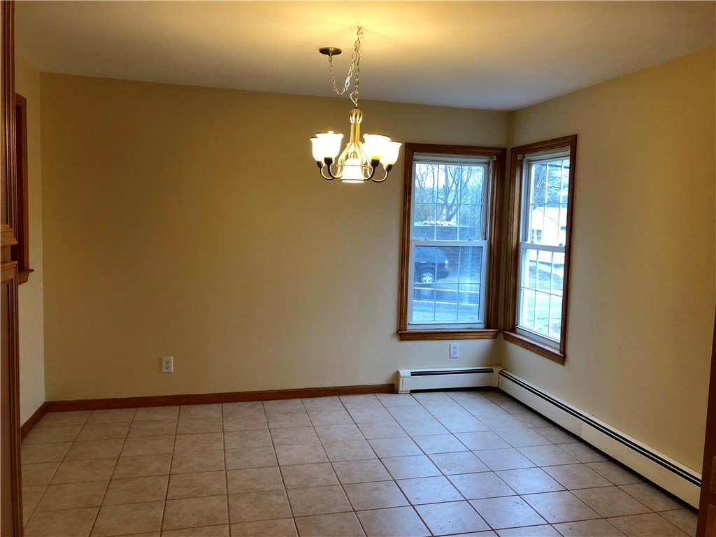 271 Great Road North Smithfield, RI 02896 - Photo 7 of 30 eat-in-kitchen