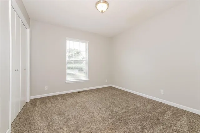 $2,175 | 1312 Stonecrest Drive, Kearney, MO 64060