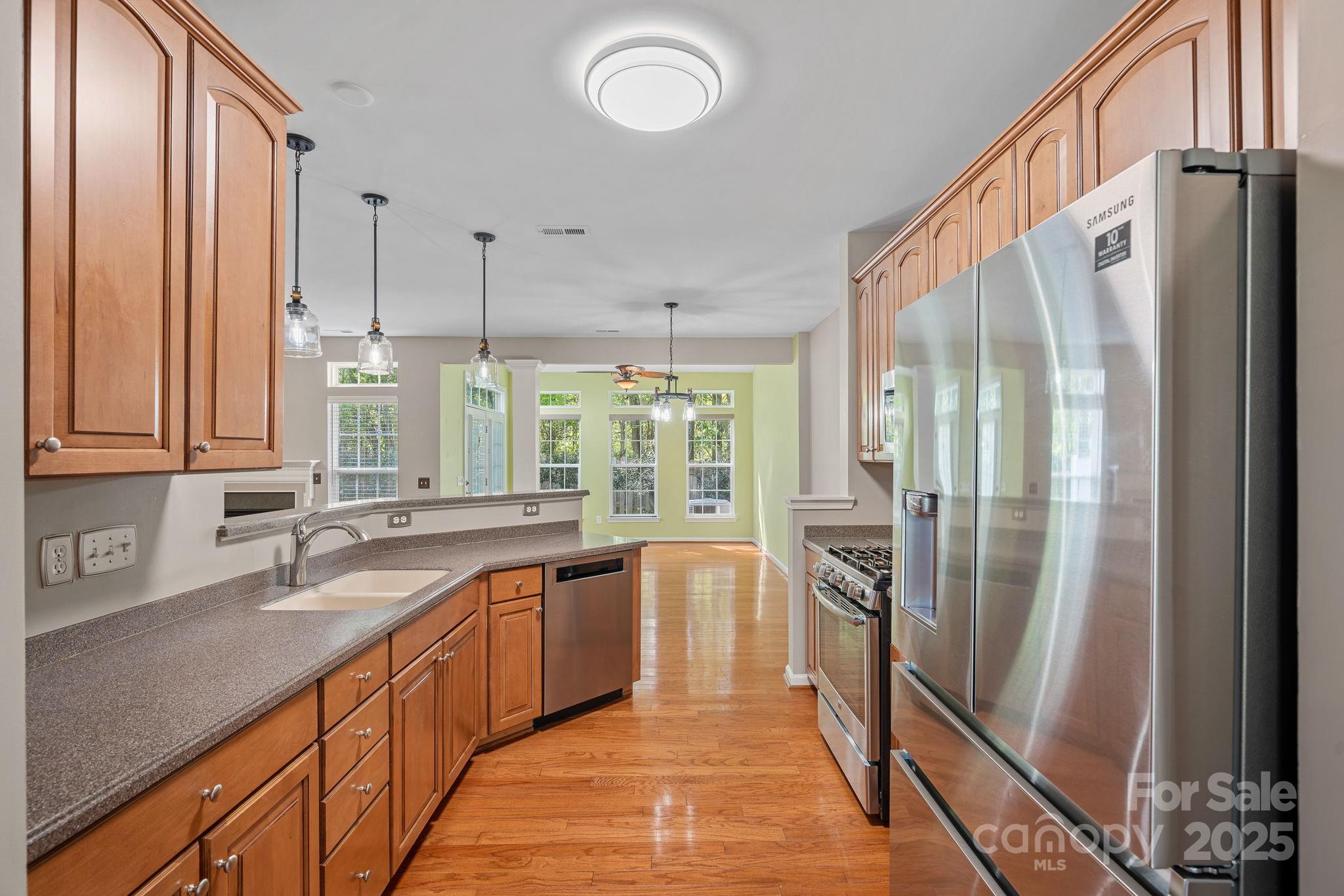 831 Daly Circle Fort Mill, SC 29715 - Photo 6 of 38