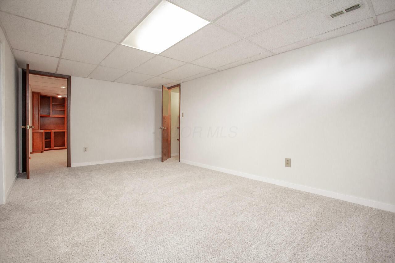 2546 Nottingham Road Columbus, OH 43221 - Photo 27 of 31 Basement rec room