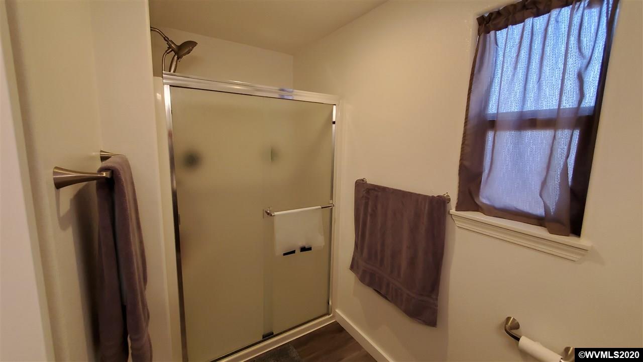 5358 Holly Loop Southeast Turner, OR 97392 - Photo 31 of 42
