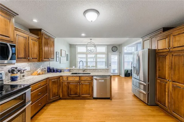 $485,000 | 3764 Southwest Boulder Drive, Lee's Summit, MO 64082