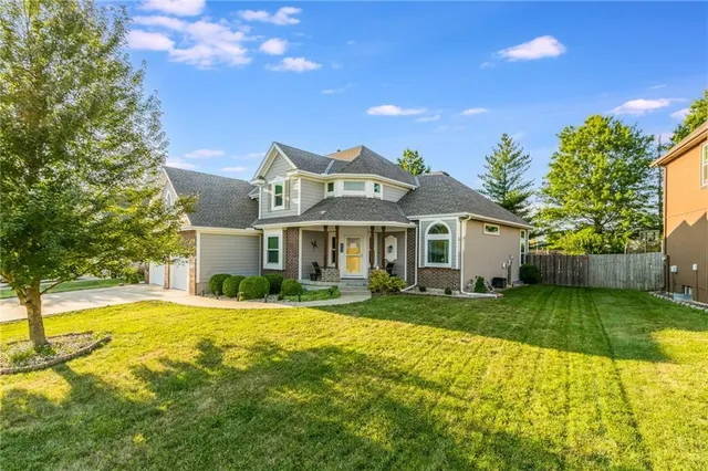 $485,000 | 3764 Southwest Boulder Drive, Lee's Summit, MO 64082