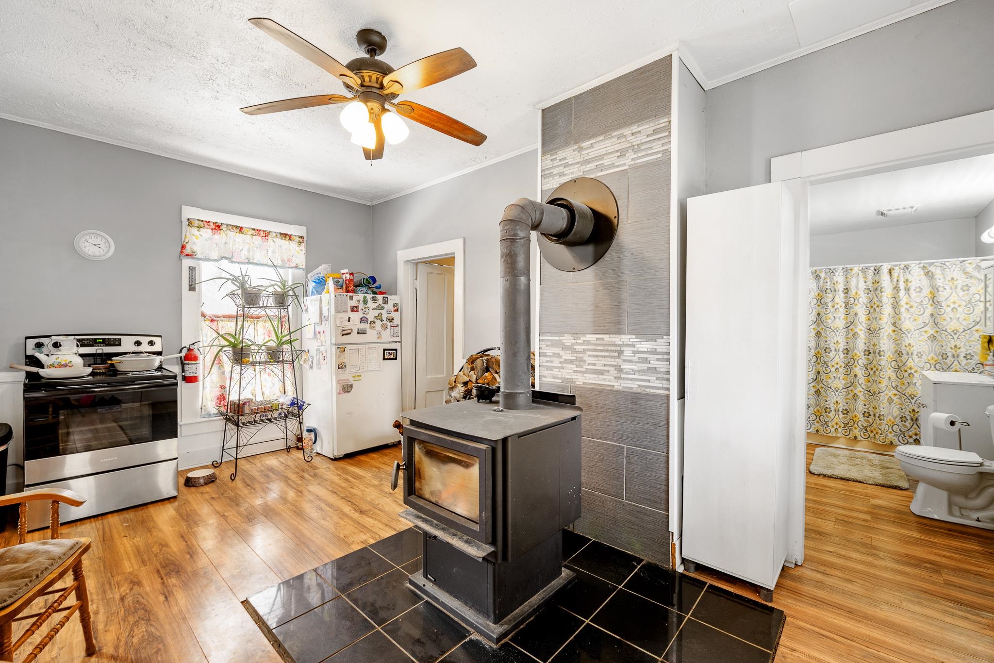 44 Main Street Stratford, NH 03590 - Photo 17 of 60