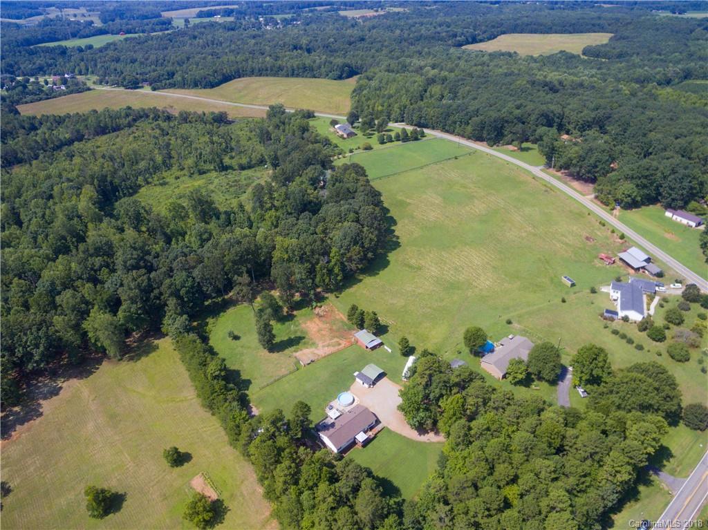 2912 Rant Drum Road Maiden, NC 28650 - Photo 12 of 29 Gallery Image 12