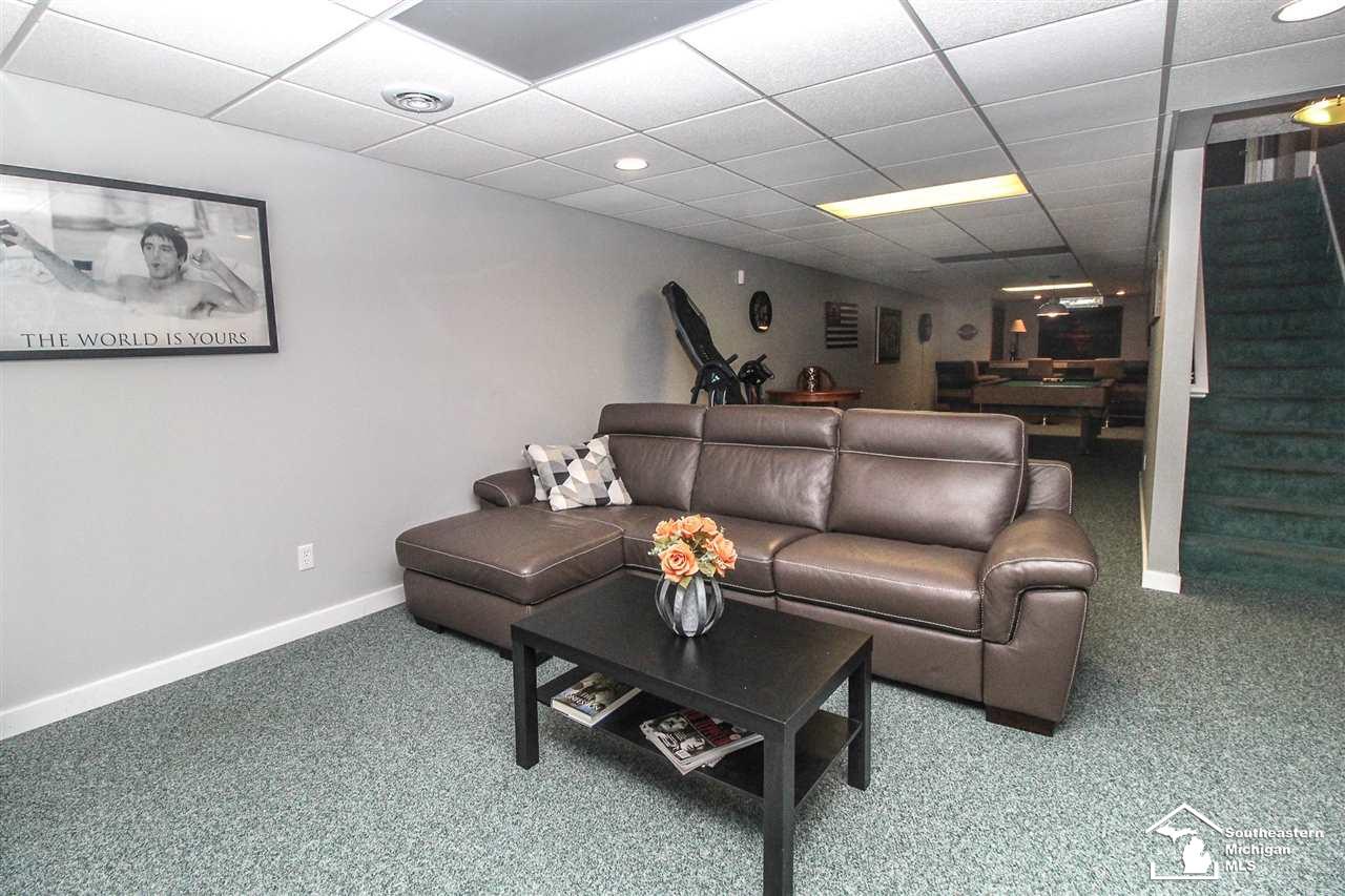 7501 Summerfield Road Lambertville, MI 48144 - Photo 28 of 42 50052672-27.JPG