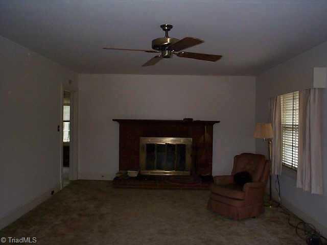 4310 Clodfelter Road Lexington, NC 27295 - Photo 3 of 9 Other. Extra large Den