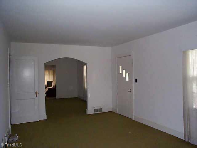 4310 Clodfelter Road Lexington, NC 27295 - Photo 4 of 9 Other. Living room