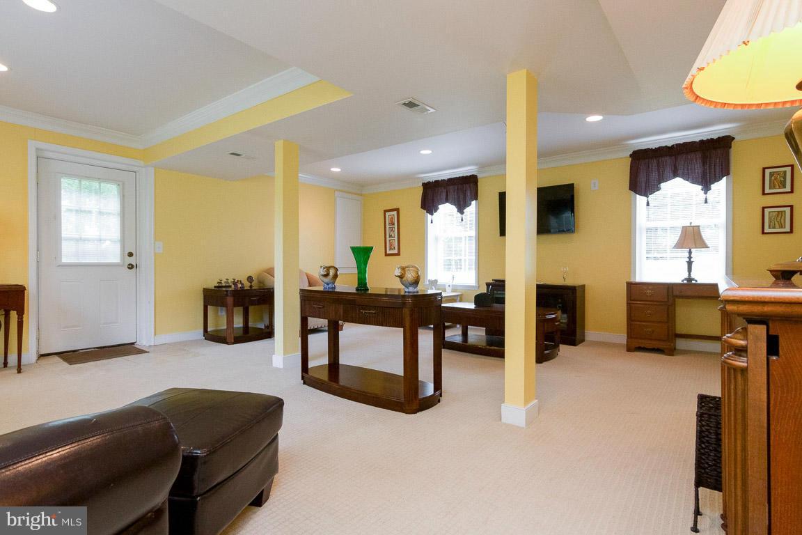 18310 Cattail Road Poolesville, MD 20837 - Photo 17 of 24