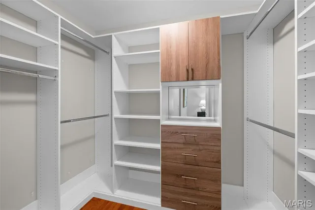 $639,000 | 9440 Dennison Grove Court, Sunset Hills, MO 63126