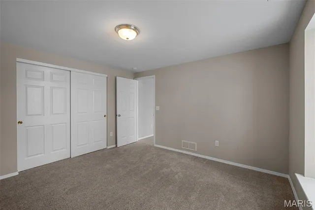 $639,000 | 9440 Dennison Grove Court, Sunset Hills, MO 63126