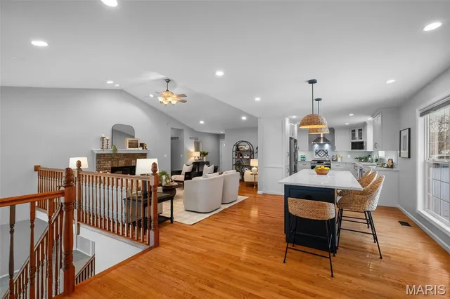 $639,000 | 9440 Dennison Grove Court, Sunset Hills, MO 63126