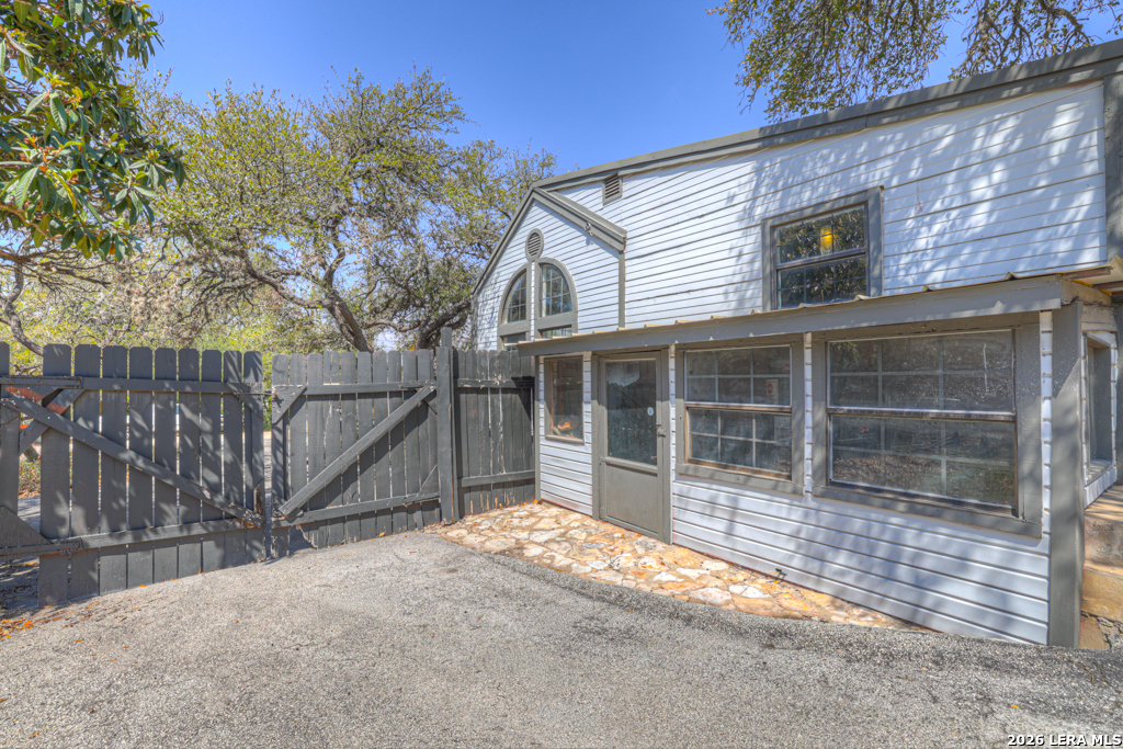 499 Lakeway Spring Branch, TX 78070 - Photo 26 of 47